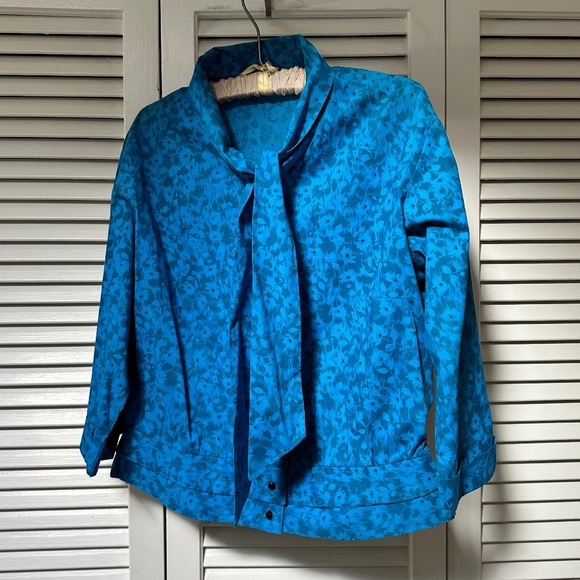 Vintage Tops - Vintage 1950s Cotton Blouse Sportkraft Cropped with Tie and Button Closure